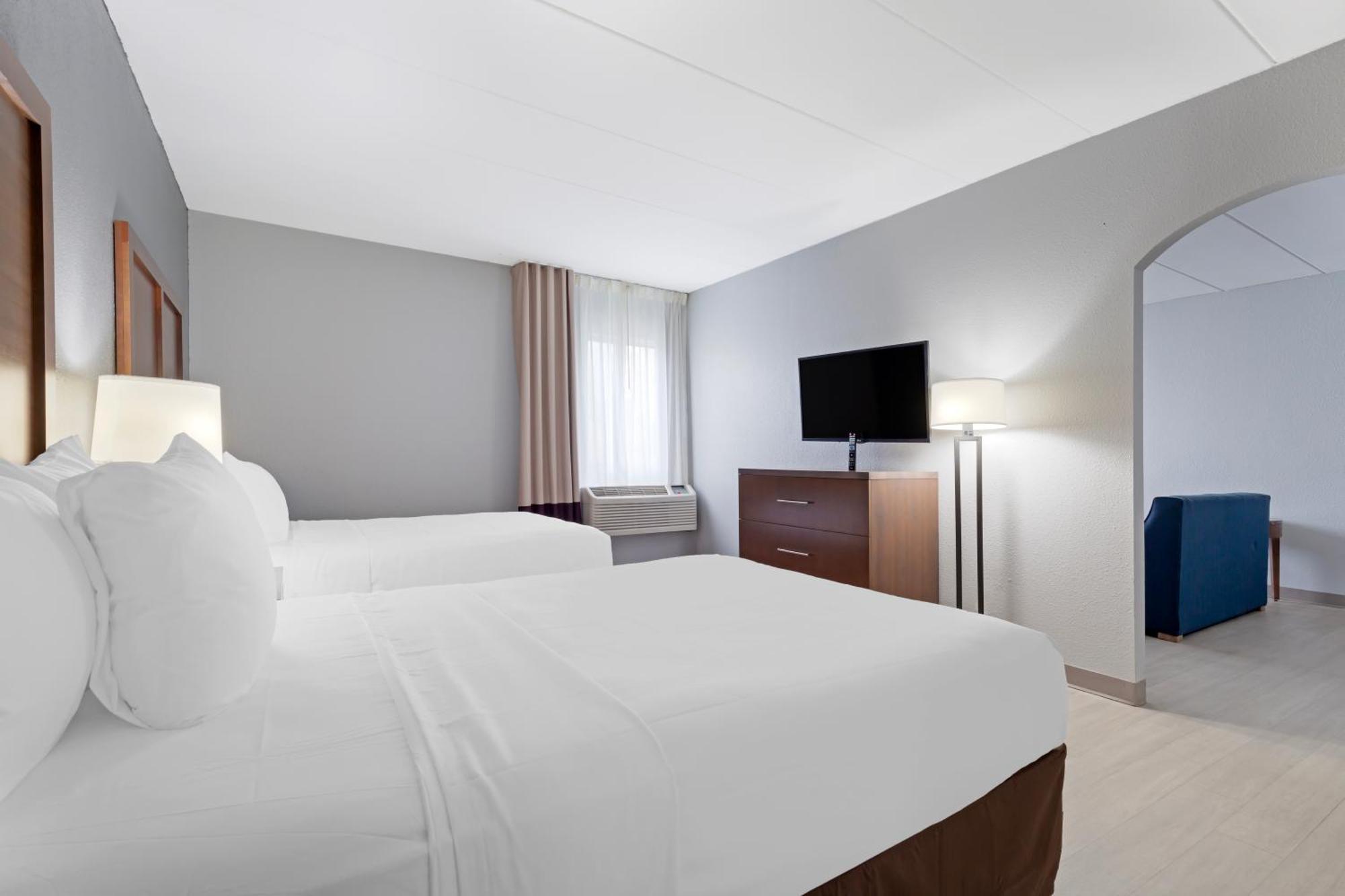 Clarion Hotel & Suites BWI Airport North Балтимор Екстер'єр фото